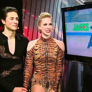 Kaitlyn Weaver & Andrew Poje - 2011 Interview at Grand Prix Final