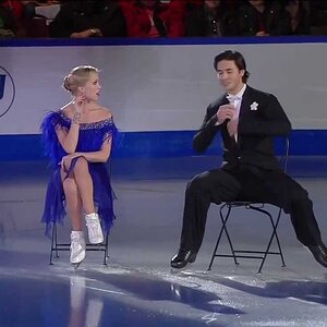 Kaitlyn Weaver & Andrew Poje - 2011 Skate Canada Exhibition