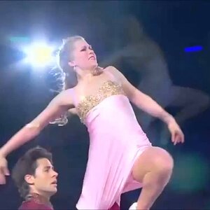 Kaitlyn Weaver & Andrew Poje - 2015 Stars on Ice Exhibition 1