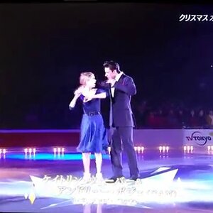 Kaitlyn Weaver & Andrew Poje - 2015 Christmas on Ice Exhibition