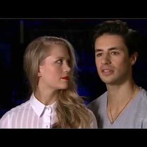 Kaitlyn Weaver & Andrew Poje - 2017 Fluff Piece 'Inspiration from the Past'