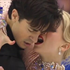 Kaitlyn Weaver & Andrew Poje - 2019 World Championships Rhythm Dance