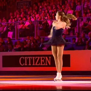 Carolina Kostner - World Figure Skating Championships 2012 Exhibition (Yle, Finnish commentary)