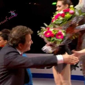 Carolina Kostner  - World Figure Skating Championships 2012 Medal Ceremony (Rai Sport, Italian commentary)