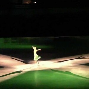 Carolina Kostner - Musicals on Ice 2012 - Evita (rinkside video)