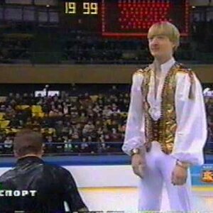 Evgeni Plushenko Russian Nationals 2000 - Medal Ceremony