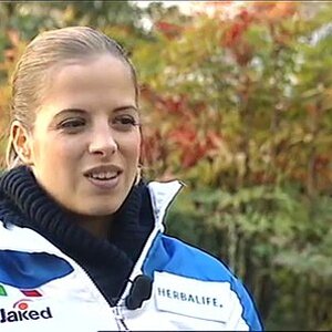 Carolina Kostner - RAISPORT Interview 11-11-2011 (in Italian)