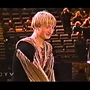 Evgeni Plushenko World Championships 2000 - Fluff before SP CTV