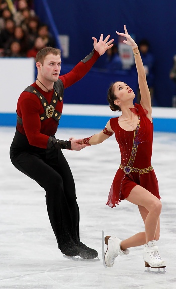 Vera Bazarova and Yuri Larionov at 2012 NHK Trophy