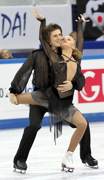 Alexandra Stepanova and Ivan Bukin at the 2012-13 Junior Grand Prix Final of Figure Skating