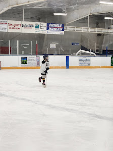 Chisholm Skating Club logo