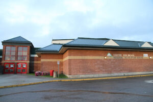 Ken Nichol Regional Recreation Centre logo